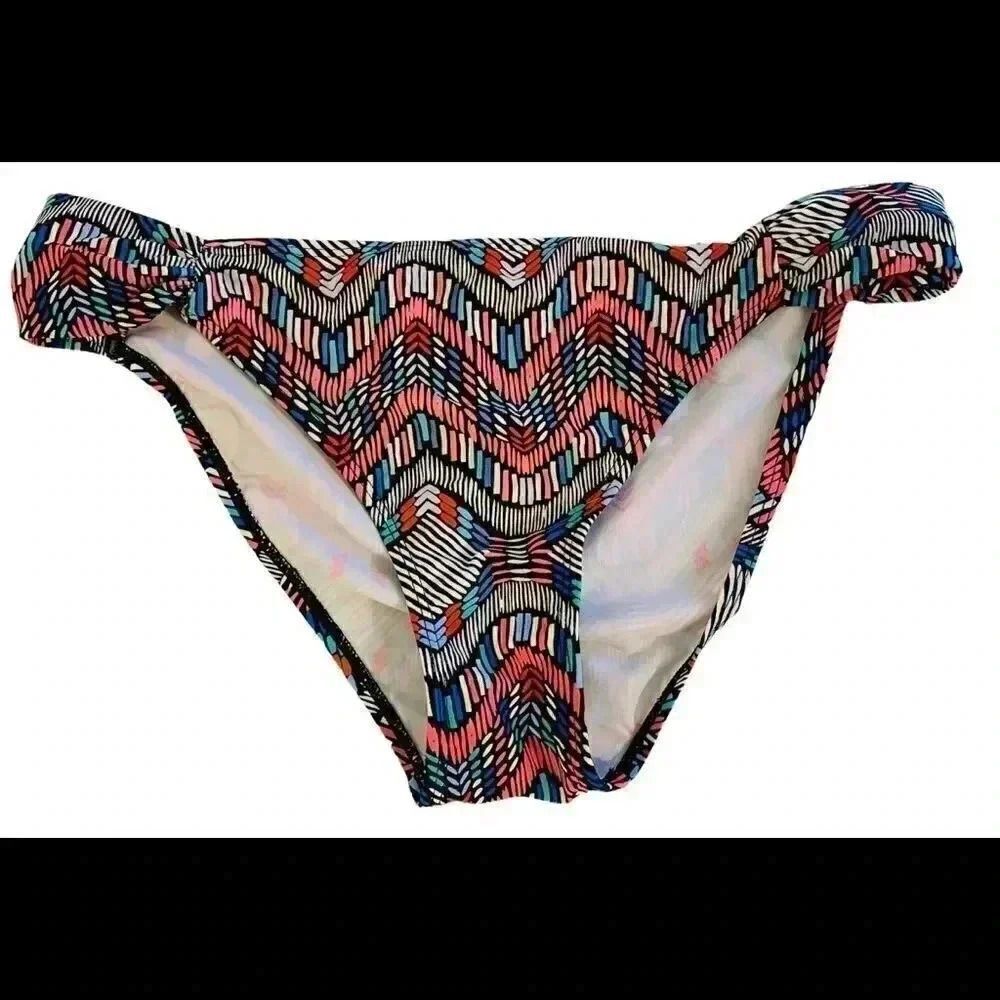 Geometric patterned bikini - Picture 2 of 5